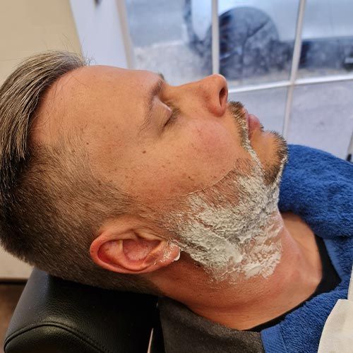 Traditional shave and beard trims in Haslemere